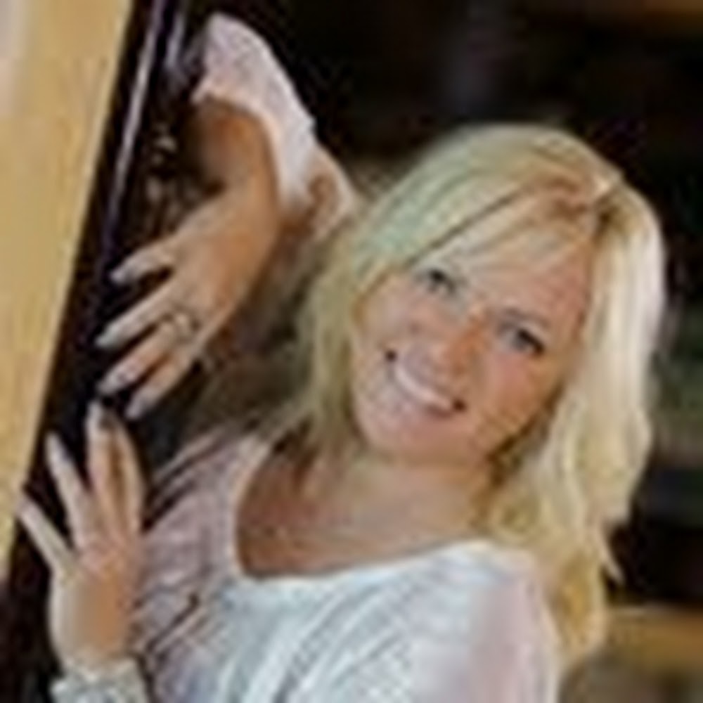 Meet your Posher, Gisela